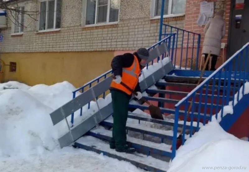 Улицы Ленинского района благоустраивают Улицы Ленинского района благоустраивают