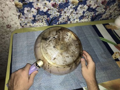Эффективное очищение сковороды без агрессивной химии