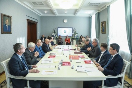 Олег Мельниченко: Провел рабочую встречу с председателем Совета директоров Альфа-Банка Олегом Николаевичем Сысуевым и представителями Альфа-Групп