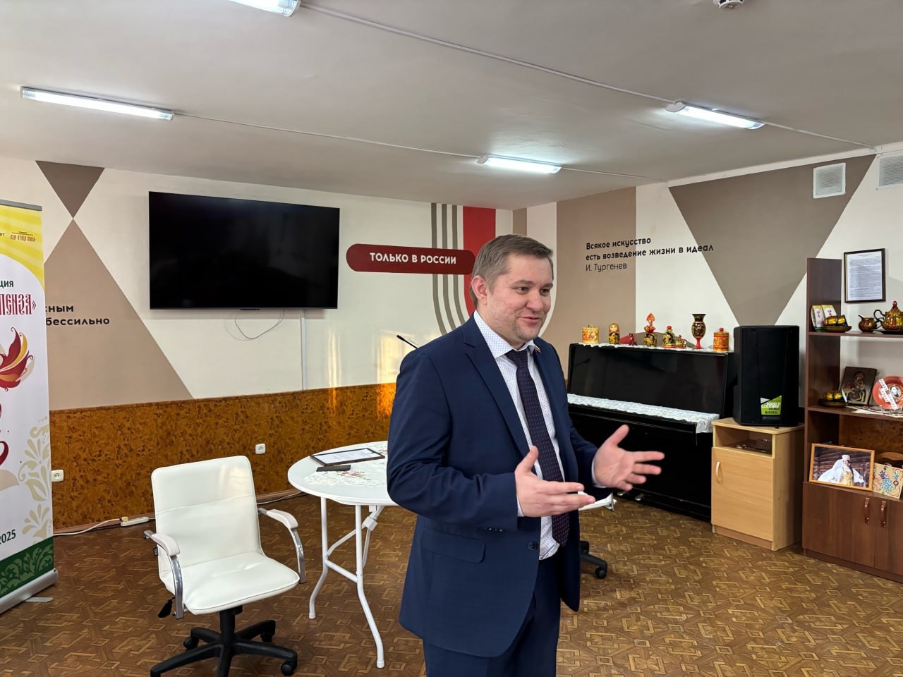 Павел Куликов обсудил со студентами многопрофильного колледжа ПГУ необходимые меры поддержки учащихся Павел Куликов обсудил со студентами многопрофильного колледжа ПГУ необходимые меры поддержки учащихся