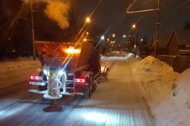 Олег Денисов: МБУ «Пензавтодор» борется с последствиями снегопада, не покладая рук Олег Денисов: МБУ «Пензавтодор» борется с последствиями снегопада, не покладая рук