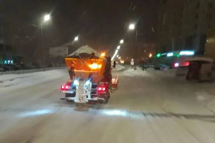 Олег Денисов: МБУ «Пензавтодор» борется с последствиями снегопада, не покладая рук Олег Денисов: МБУ «Пензавтодор» борется с последствиями снегопада, не покладая рук