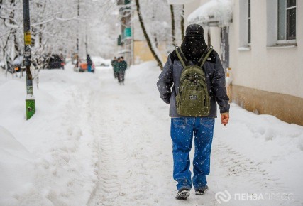 � ����� ���� 8 ������� ��������� �� -9 �������� � ������� ����