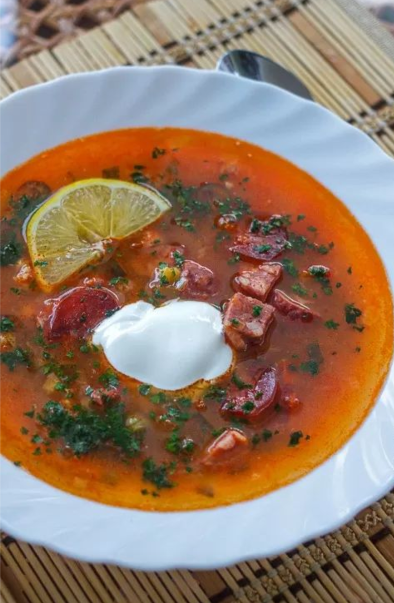 Вкусно из остатков: сборная солянка на каждый день