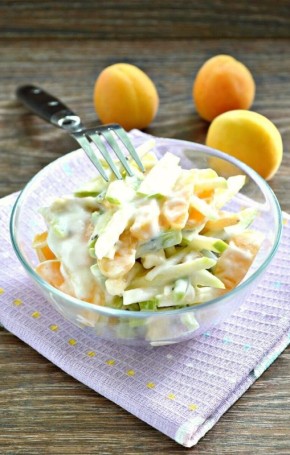 Вкусный фруктовый салат с абрикосами: плоды лета на вашем столе