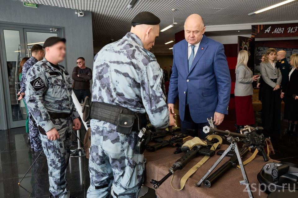 ����� ������� ������ ������� � ������������� ����������� �� ��� ��������� ���������