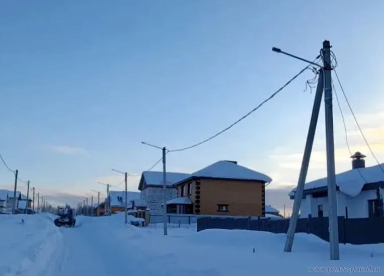 В микрорайоне Ласточкино гнездо подрядчик приступил к монтажу сетей наружного освещения В микрорайоне Ласточкино гнездо подрядчик приступил к монтажу сетей наружного освещения