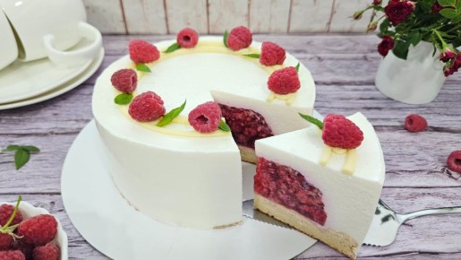 Низкокалорийный желейный торт: освежающий десерт для полезного питания