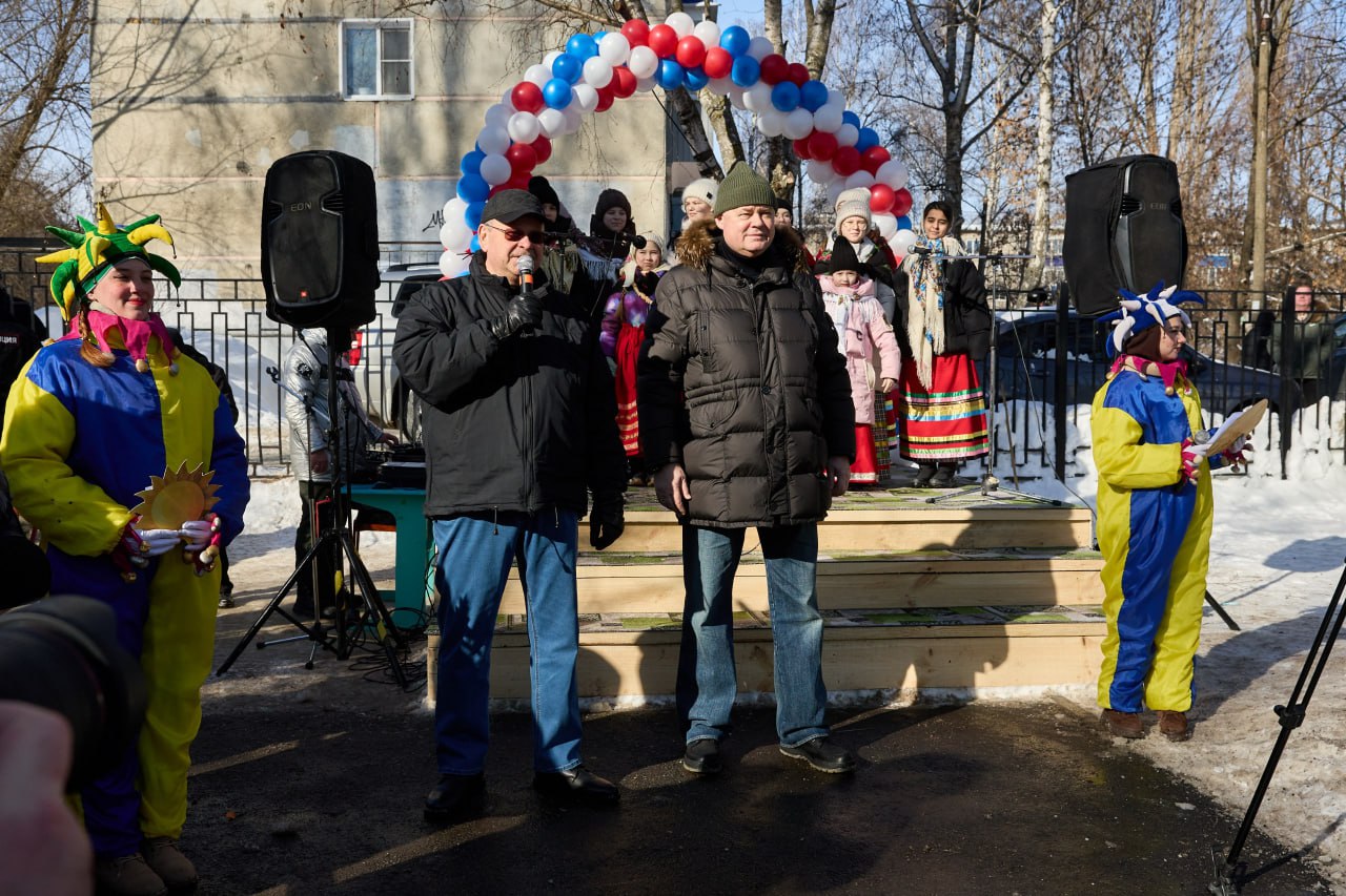 В Железнодорожном районе Пензы прошли народные гулянья в честь Масленицы В Железнодорожном районе Пензы прошли народные гулянья в честь Масленицы