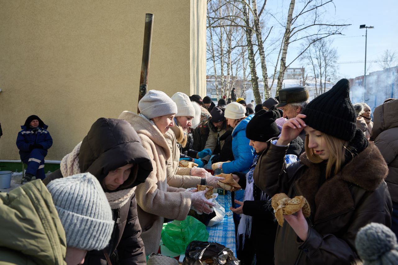 В Железнодорожном районе Пензы прошли народные гулянья в честь Масленицы В Железнодорожном районе Пензы прошли народные гулянья в честь Масленицы
