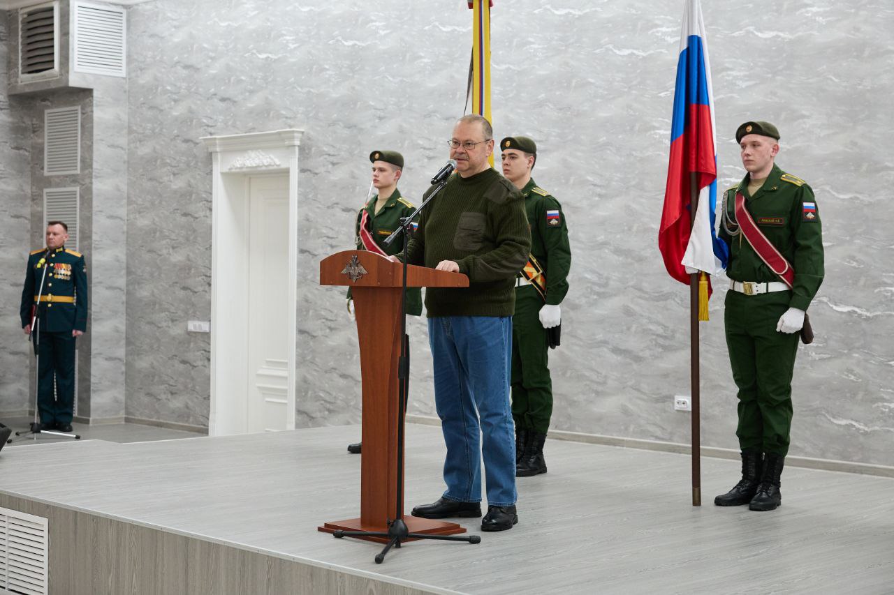 Вадим Супиков поздравил личный состав филиала Военной академии с государственным праздником Вадим Супиков поздравил личный состав филиала Военной академии с государственным праздником