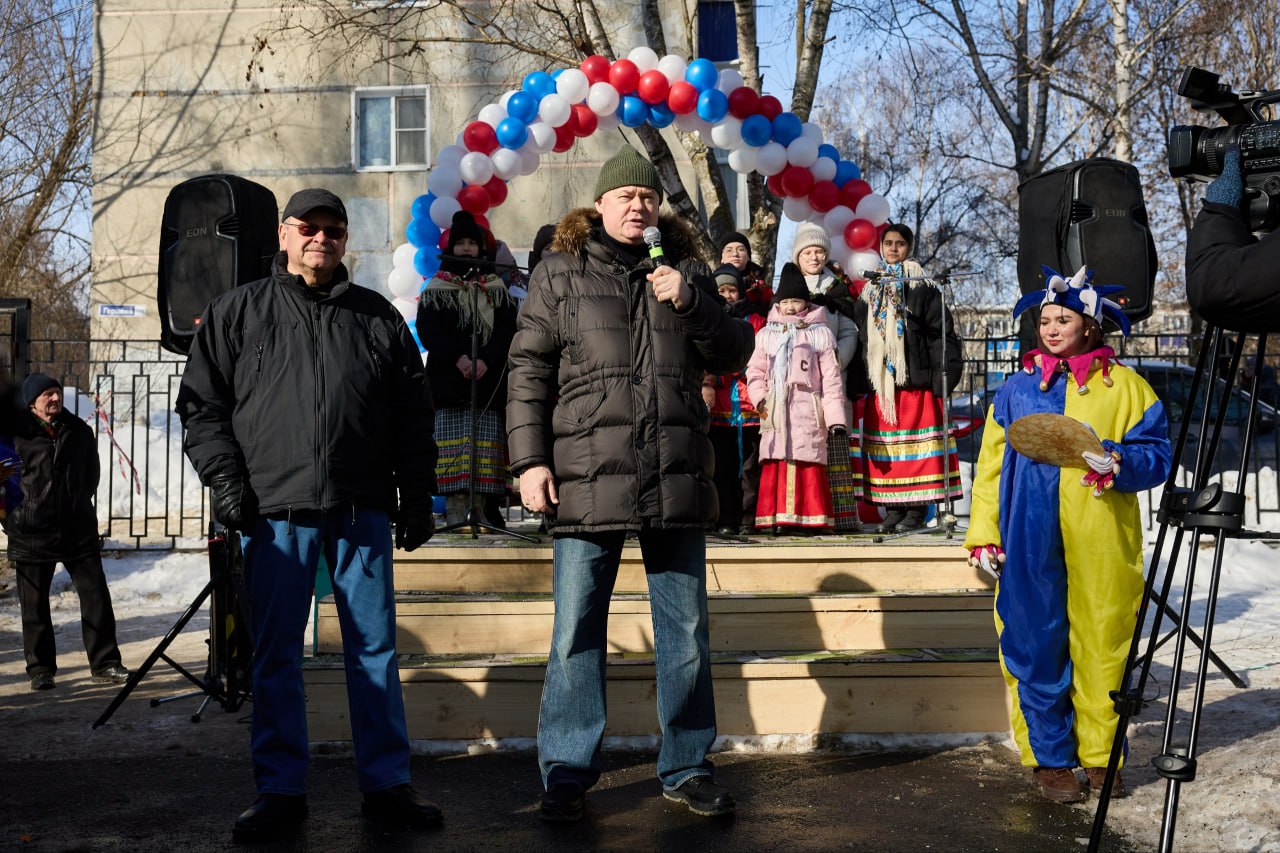 В Железнодорожном районе Пензы прошли народные гулянья в честь Масленицы В Железнодорожном районе Пензы прошли народные гулянья в честь Масленицы