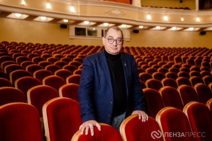 Сергей Казаков: «11 каналу» желаю еще много лет выходить в эфир и радовать зрителей»