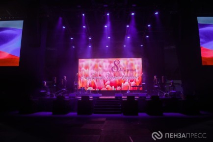 Для пензячек перед 8 Марта выступит Заслуженный артист РФ Алексей Глызин