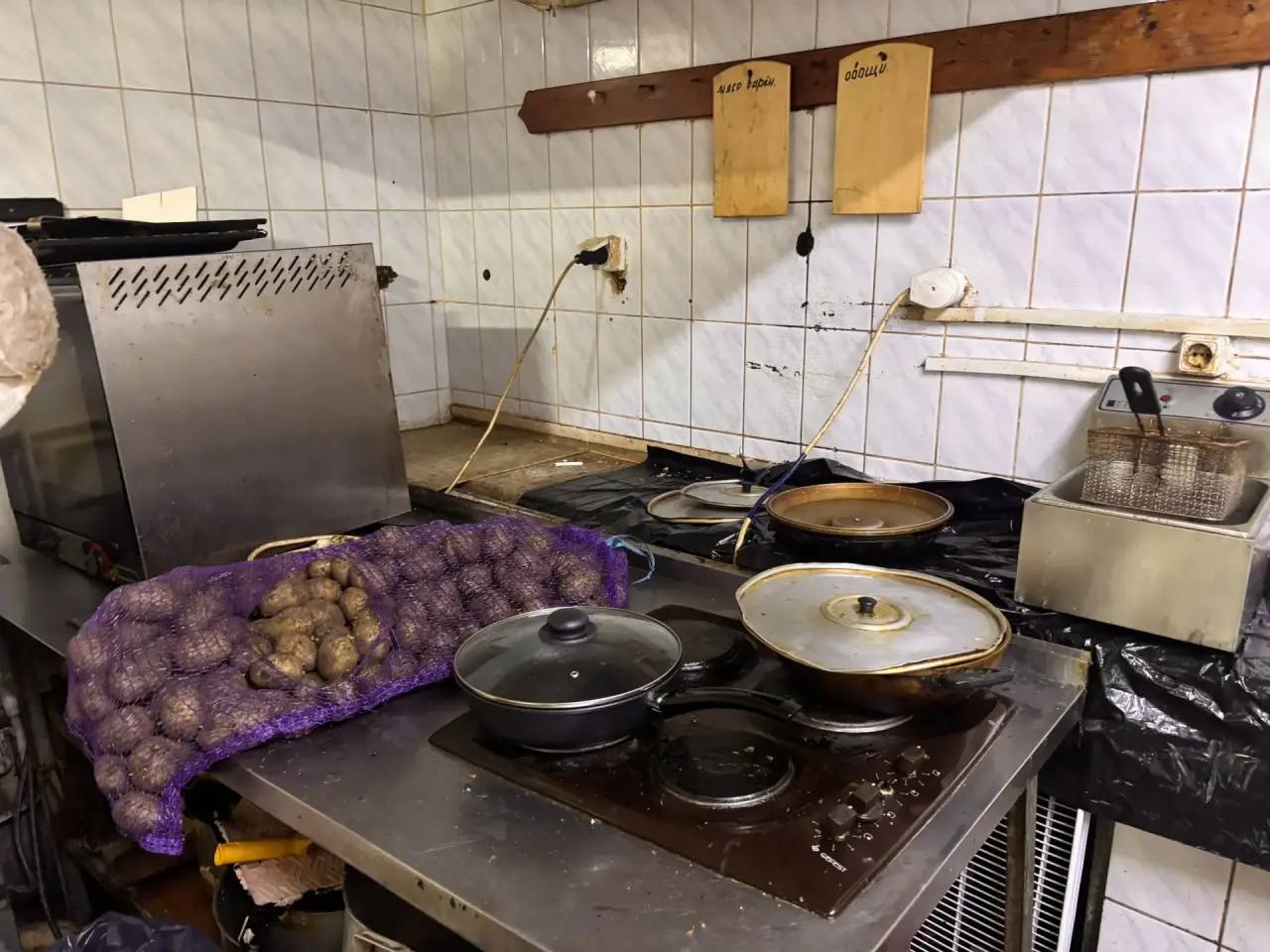 Пензенские приставы закрыли кафе-клуб на улице Московской Пензенские приставы закрыли кафе-клуб на улице Московской