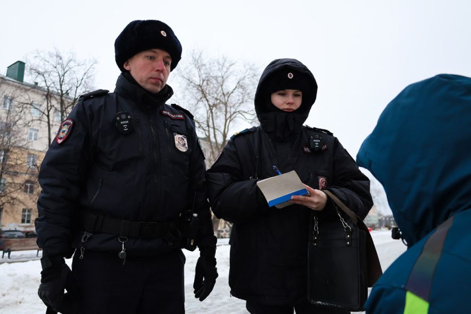 В Лунинском районе мужчина похитил у соседа 20 000 рублей