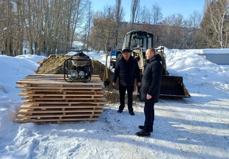 В Железнодорожном районе проверили подготовку УК к паводку