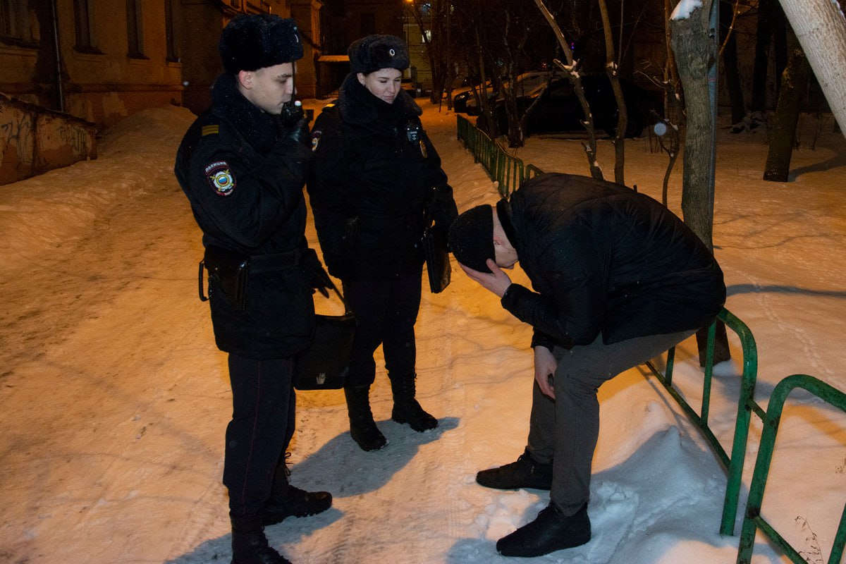 Работник автомобильной станции похитил инструменты на 19 000 рублей