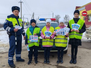 Сотрудники Госавтоинспекции Камешкирского района провели важную акцию под названием «Ребенок главный пассажир!»
