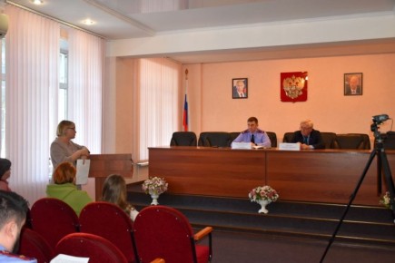 Исполняющий обязанности руководителя следственного управления Родионов С.В. провел личный прием жителей аварийного дома