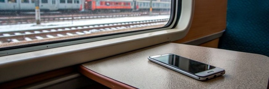 Как вернуть забытые вещи в поезде: полезные советы и шаги