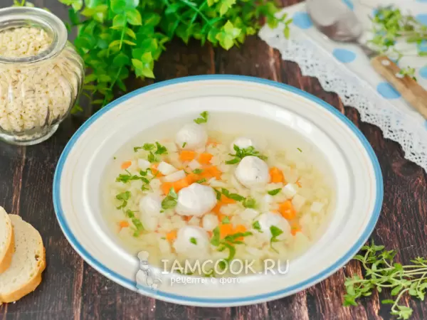 Супы с фрикадельками: легко и вкусно для всей семьи