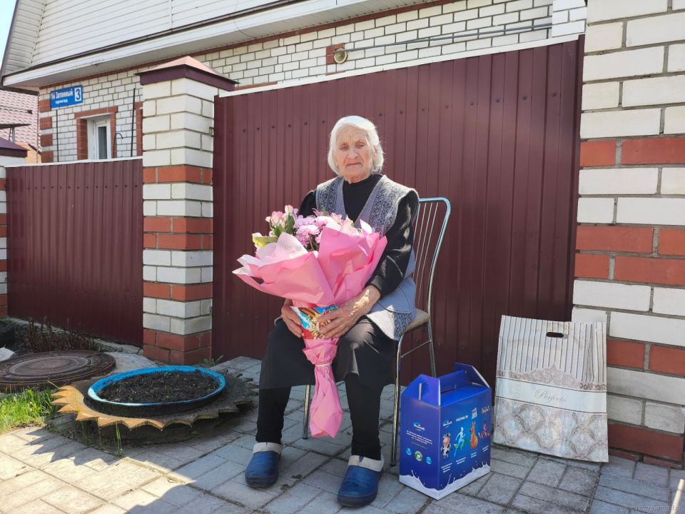 «Ласточки Победы» поздравили ветеранов Железнодорожного района «Ласточки Победы» поздравили ветеранов Железнодорожного района