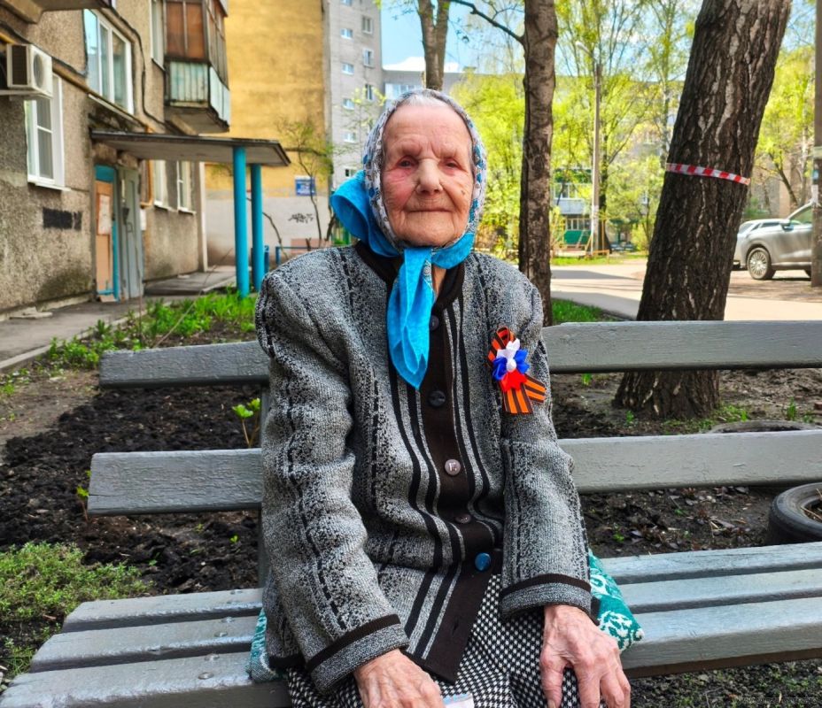 «Ласточки Победы» поздравили ветеранов Железнодорожного района «Ласточки Победы» поздравили ветеранов Железнодорожного района