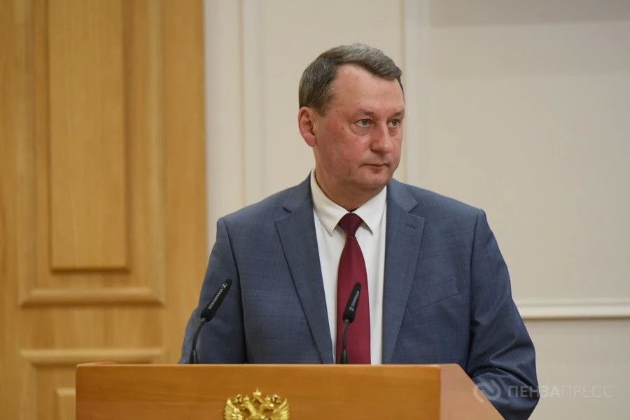 Также 18 мая в рамках Дней Пензенской области в Совете Федерации врио первого зампреда регионального правительства Олег Ягов обратился к участникам расширенного заседания комитета по науке, образованию и культуре с просьбой...