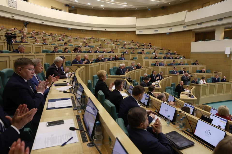 Вадим Супиков проинформировал Совет Федерации о ключевых направлениях работы Законодательного Собрания Вадим Супиков проинформировал Совет Федерации о ключевых направлениях работы Законодательного Собрания