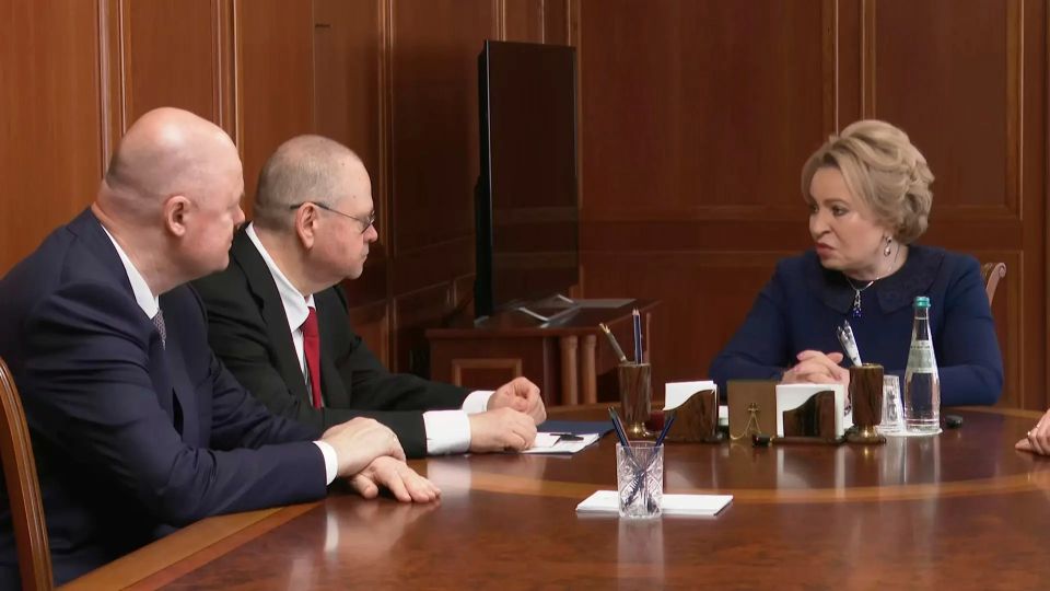 Олег Мельниченко встретился с Валентиной Матвиенко в рамках Дней Пензенской области