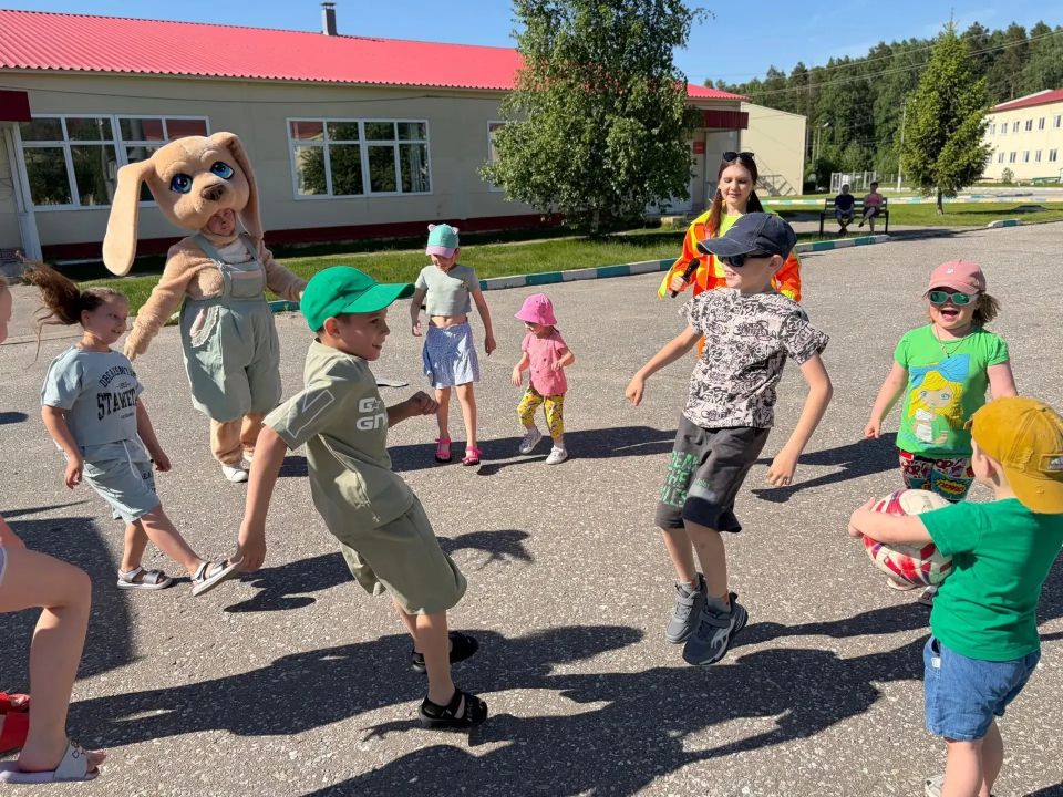 Там, где улыбки нужнее всего! Там, где улыбки нужнее всего!