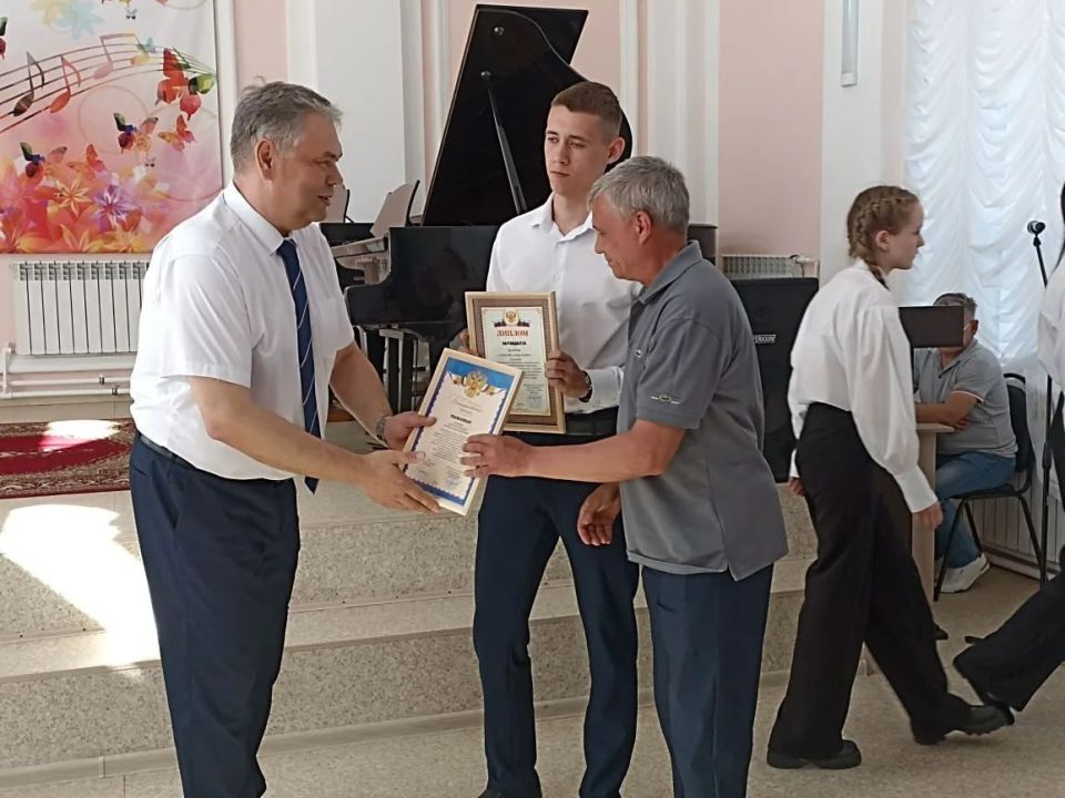 Алексей Марьин поздравил победителей конкурса «Одаренные дети — будущее России» Алексей Марьин поздравил победителей конкурса «Одаренные дети — будущее России»