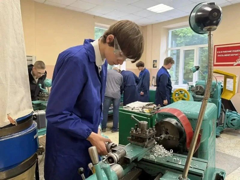 В Пензе 2422 подростка прошли итоговую аттестацию предпрофильного направления В Пензе 2422 подростка прошли итоговую аттестацию предпрофильного направления