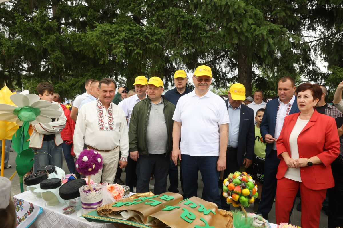 Вадим Супиков приветствовал участников VIII межрегионального фестиваля чувашской культуры Вадим Супиков приветствовал участников VIII межрегионального фестиваля чувашской культуры
