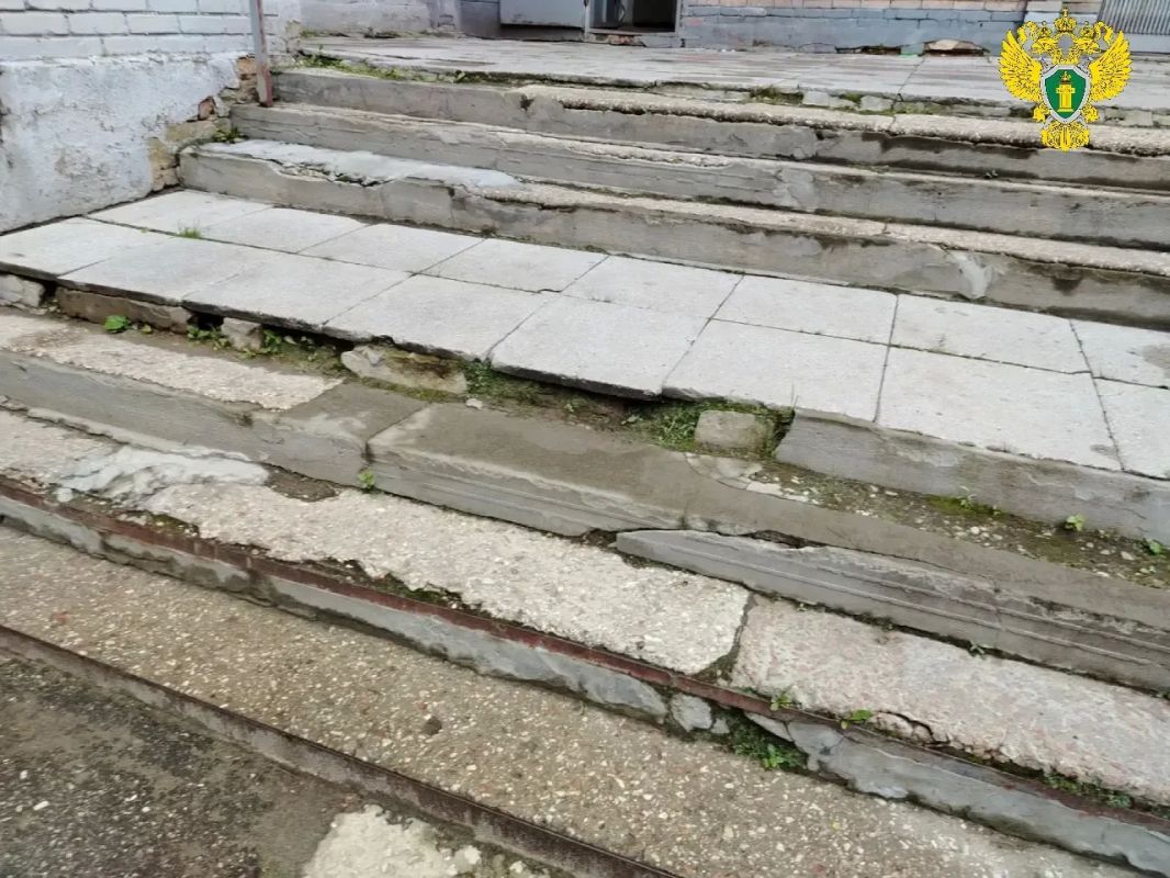 В Пензе по результатам рассмотрения иска прокуратуры суд обязал отремонтировать университетское общежитие В Пензе по результатам рассмотрения иска прокуратуры суд обязал отремонтировать университетское общежитие