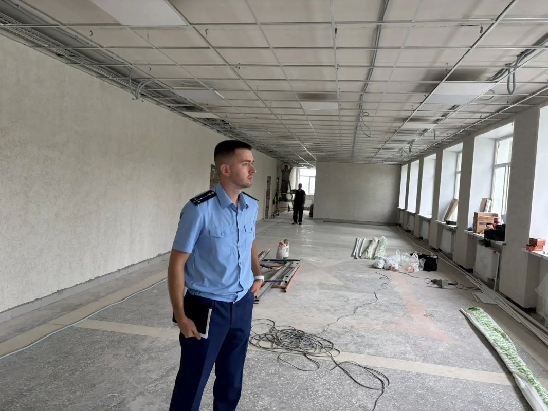 В селе Кижеватово Бессоновского района продолжается капитальный ремонт средней школы имени Героя Советского Союза А.М. Кижеватова, выполняемый в рамках реализации национального проекта «Молодежь и дети» В селе Кижеватово Бессоновского района продолжается капитальный ремонт средней школы имени Героя Советского Союза А.М. Кижеватова, выполняемый в рамках реализации национального проекта «Молодежь и дети»