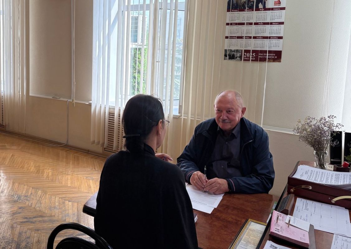 Сергей Егоров принял в работу обращения жителей г. Пензы