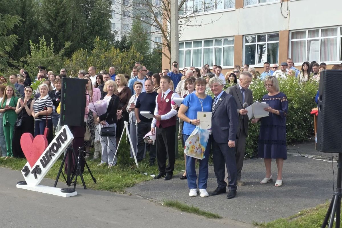 Николай Лукьянов посетил праздник, посвященный началу нового учебного года Николай Лукьянов посетил праздник, посвященный началу нового учебного года