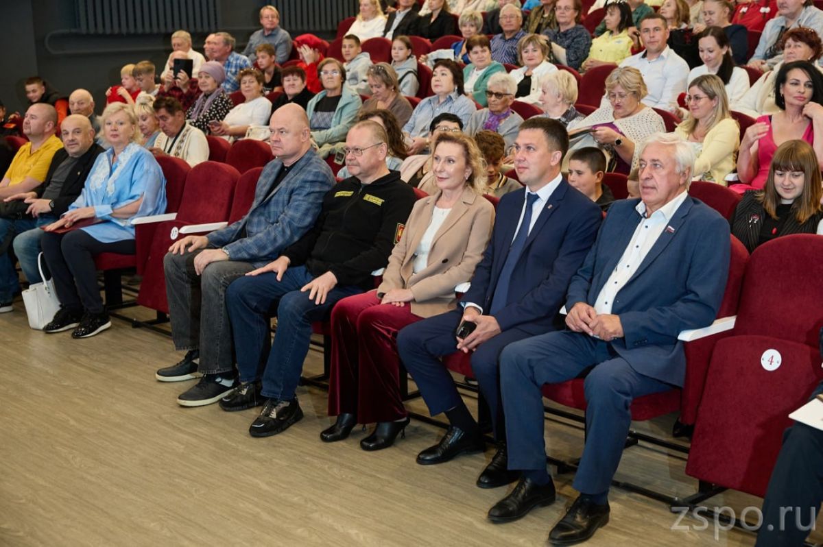 Вице-спикер Совета Федерации Инна Святенко посетила Купринский литературный праздник Вице-спикер Совета Федерации Инна Святенко посетила Купринский литературный праздник