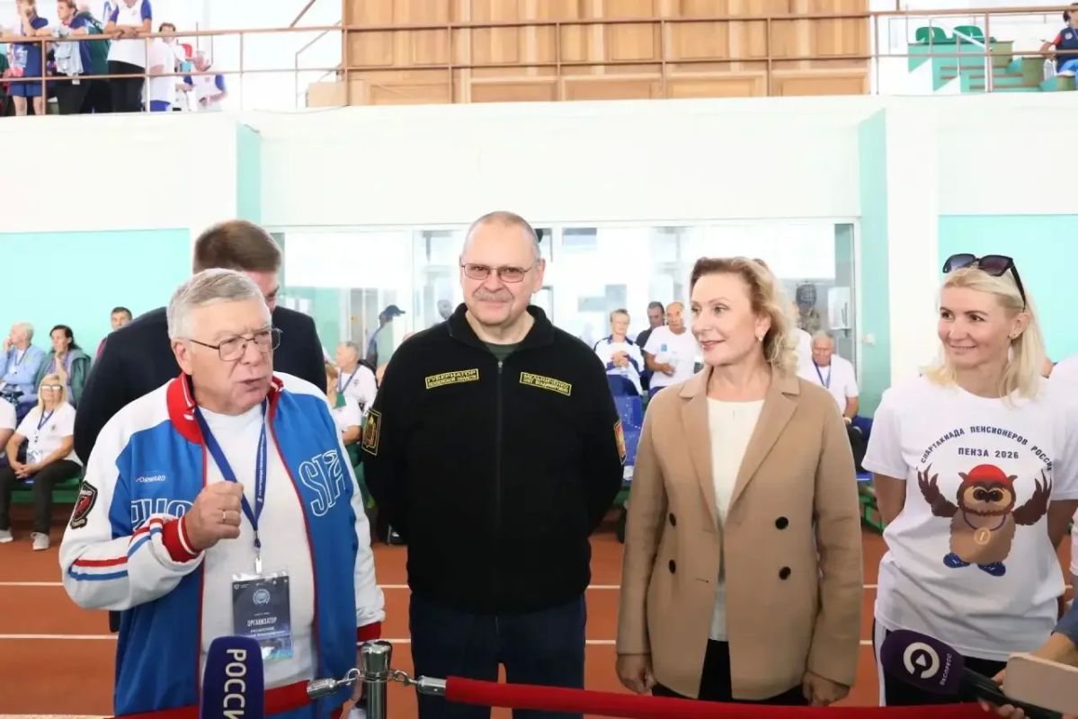 Олег Мельниченко: Вместе с заместителем председателя Совета Федерации РФ Инной Юрьевной Святенко и председателем Президиума Союза пенсионеров России Валерием Владимировичем Рязанским посетили спорткомплекс «Ахуны» Олег Мельниченко: Вместе с заместителем председателя Совета Федерации РФ Инной Юрьевной Святенко и председателем Президиума Союза пенсионеров России Валерием Владимировичем Рязанским посетили спорткомплекс «Ахуны»