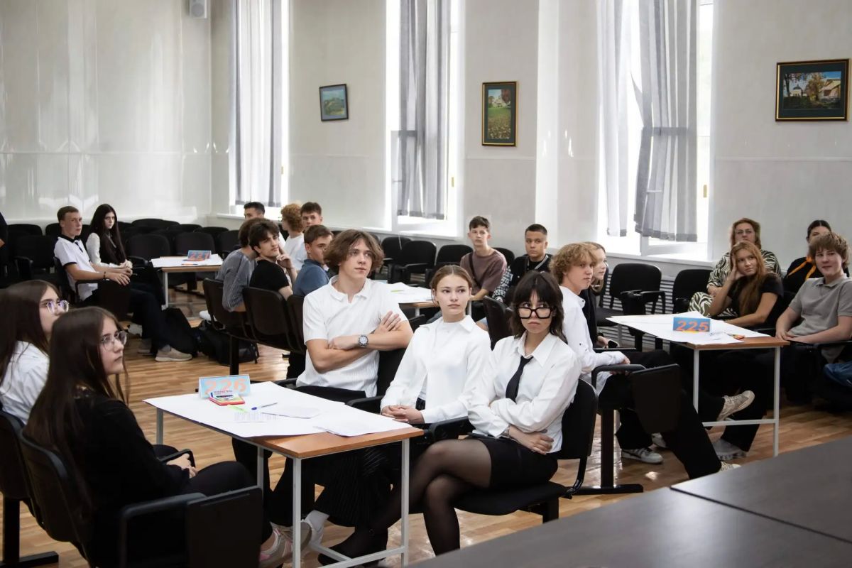 Состоялось первое установочное занятие клуба личностного роста для учащихся 10-х классов Состоялось первое установочное занятие клуба личностного роста для учащихся 10-х классов