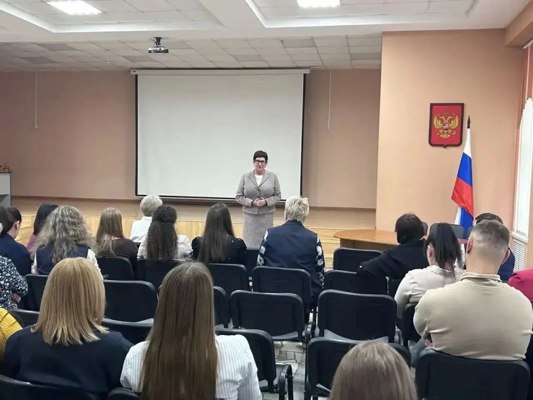 Нелли Шумилина обсудила с педагогами школ Пензы векторы развития образования Нелли Шумилина обсудила с педагогами школ Пензы векторы развития образования