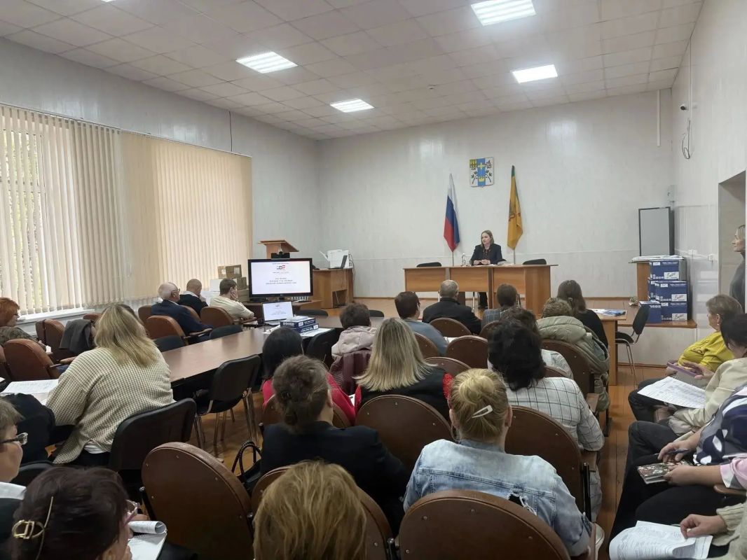 Стартовала новая серия обучающих семинаров Стартовала новая серия обучающих семинаров