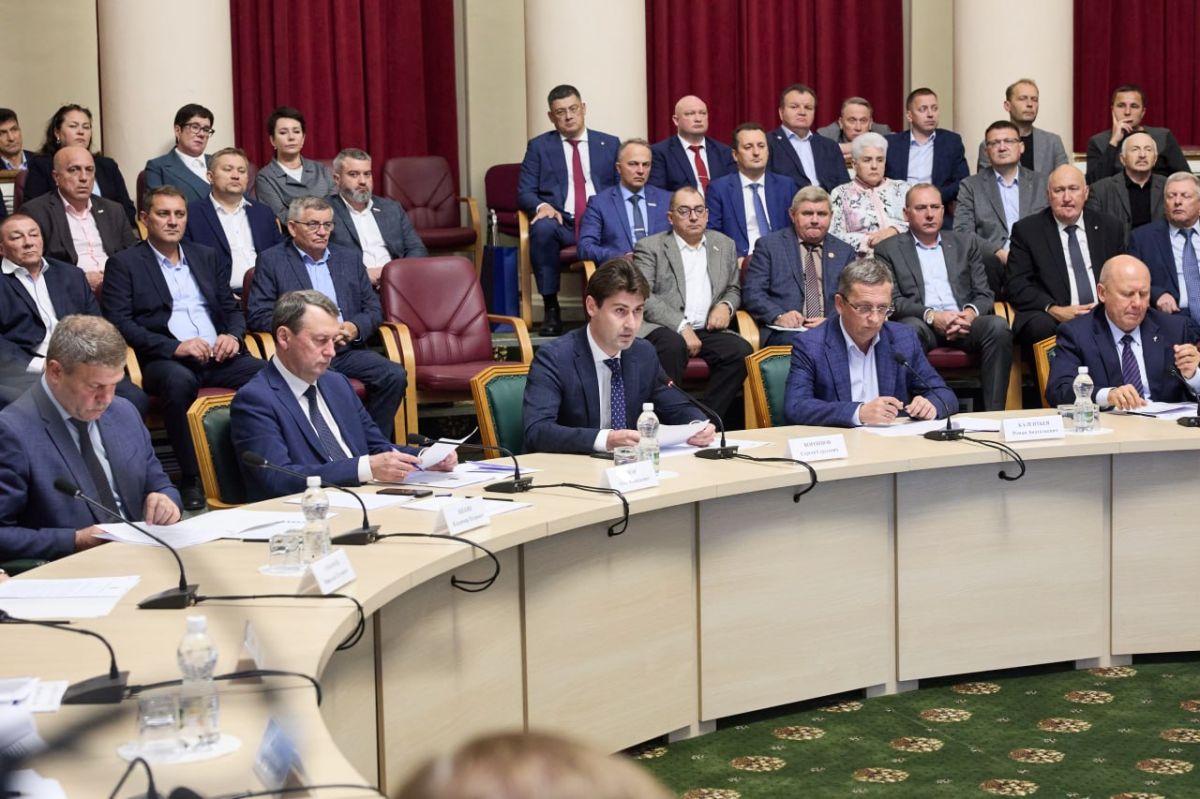 Реконструкцию аэропорта города Пензы обсудили в правительстве региона Реконструкцию аэропорта города Пензы обсудили в правительстве региона