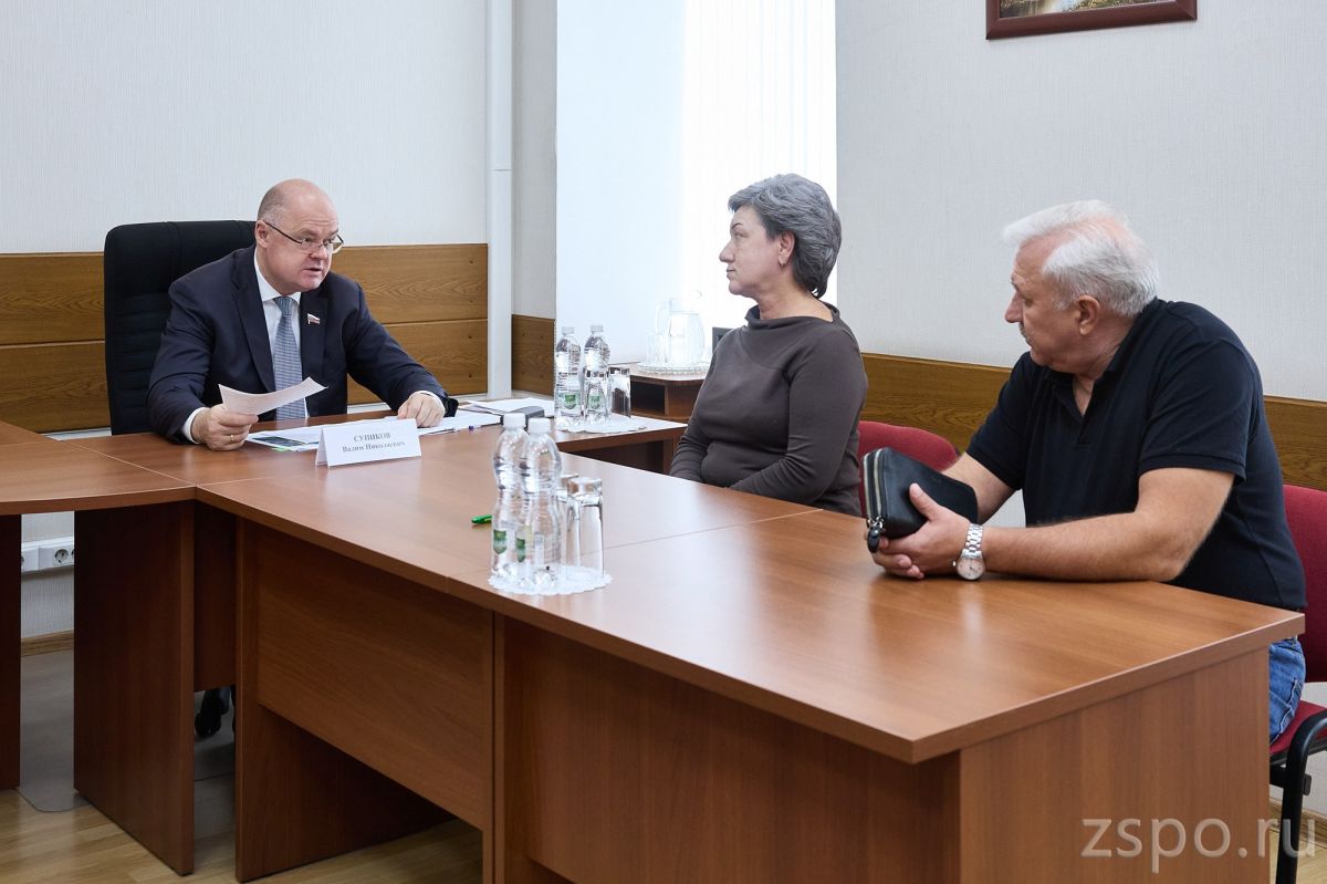 Вадим Супиков принял в работу обращения пензенцев Вадим Супиков принял в работу обращения пензенцев
