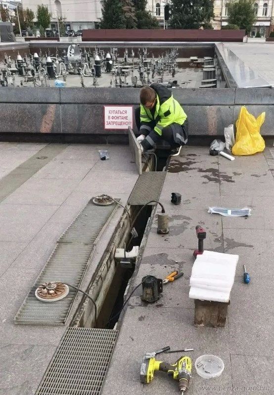 В Пензе приступили к консервации главного фонтана В Пензе приступили к консервации главного фонтана