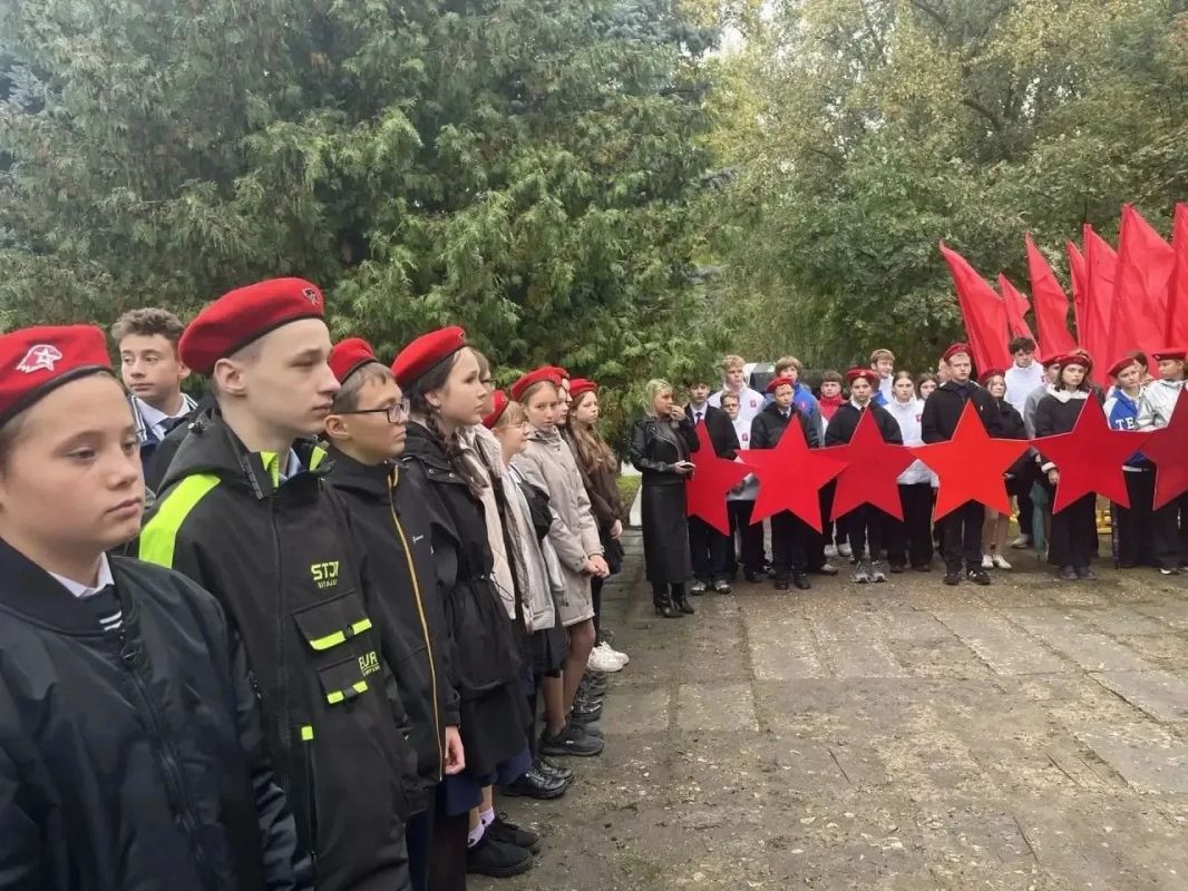В селе Рамзай Мокшанского района состоялся митинг, посвящённый открытию мемориальной доски Александру Константиновичу Дручкову - герою Великой Отечественной войны, почётному гражданину Пензенской области В селе Рамзай Мокшанского района состоялся митинг, посвящённый открытию мемориальной доски Александру Константиновичу Дручкову - герою Великой Отечественной войны, почётному гражданину Пензенской области