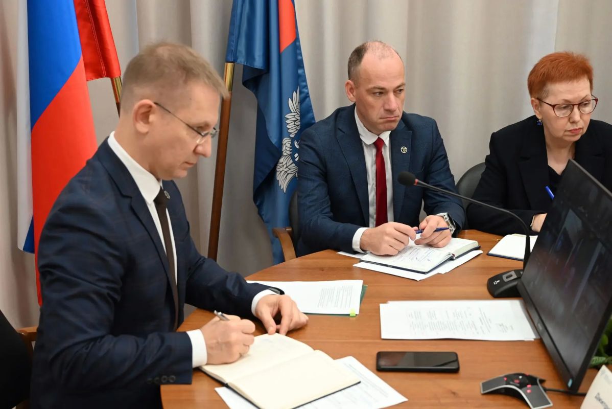 Руководитель УФК по Пензенской области Дмитрий Клусов принял участие в совещании Федерального казначейства Руководитель УФК по Пензенской области Дмитрий Клусов принял участие в совещании Федерального казначейства