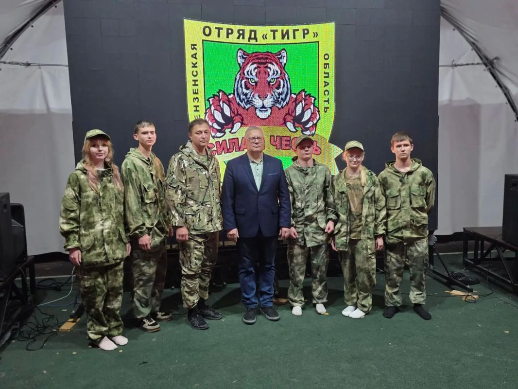 Александр Синюков провёл мероприятие для ребят отряда содействия полиции «Тигр» Александр Синюков провёл мероприятие для ребят отряда содействия полиции «Тигр»